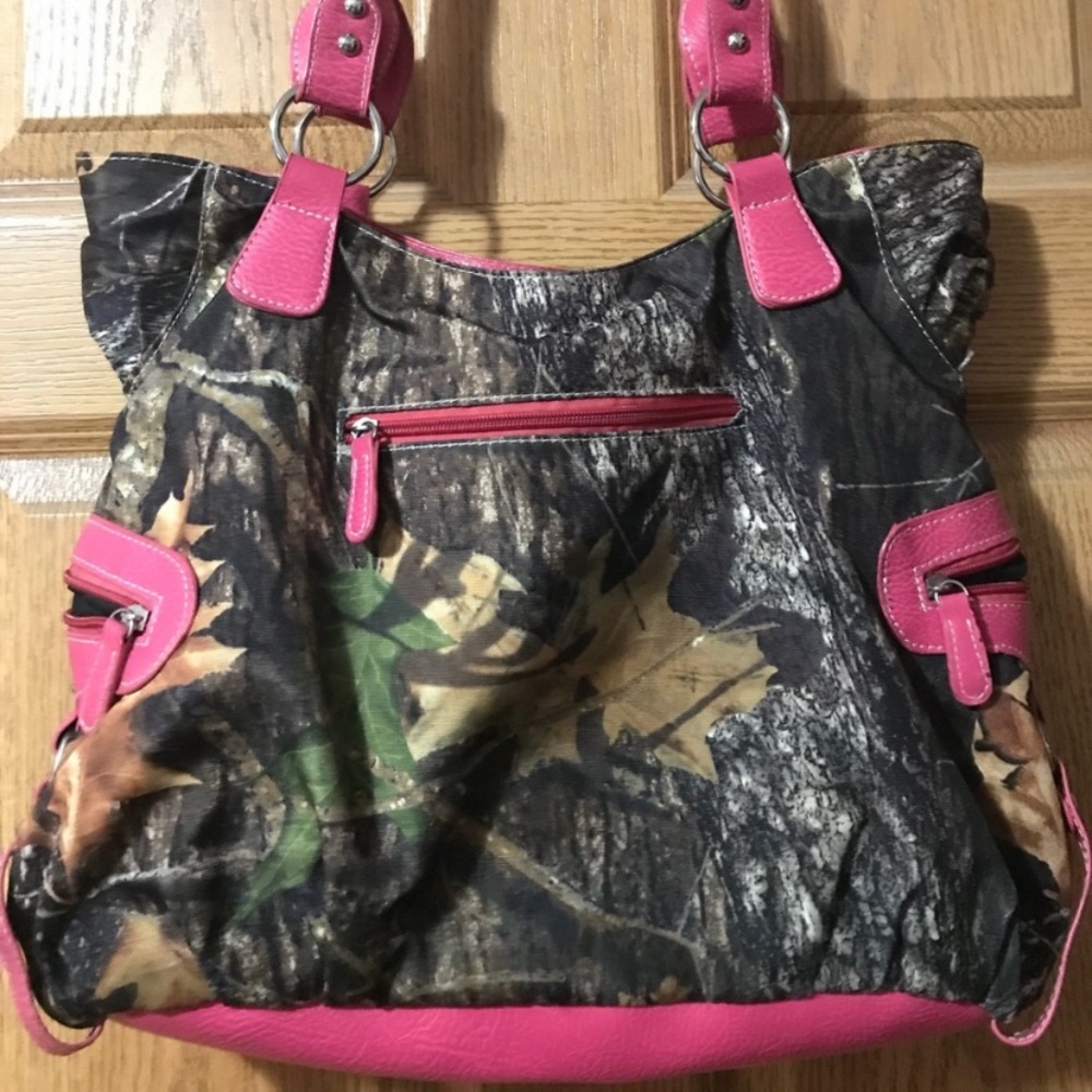 Pink and camo purse